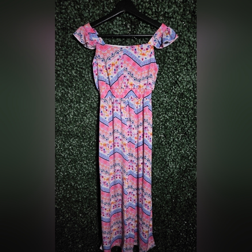 Floral Patterned Dress - Picture 3 of 4
